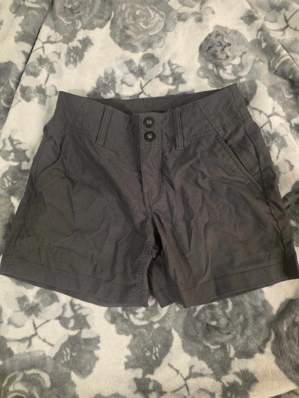 Prana Women's Gray City Chino Shorts